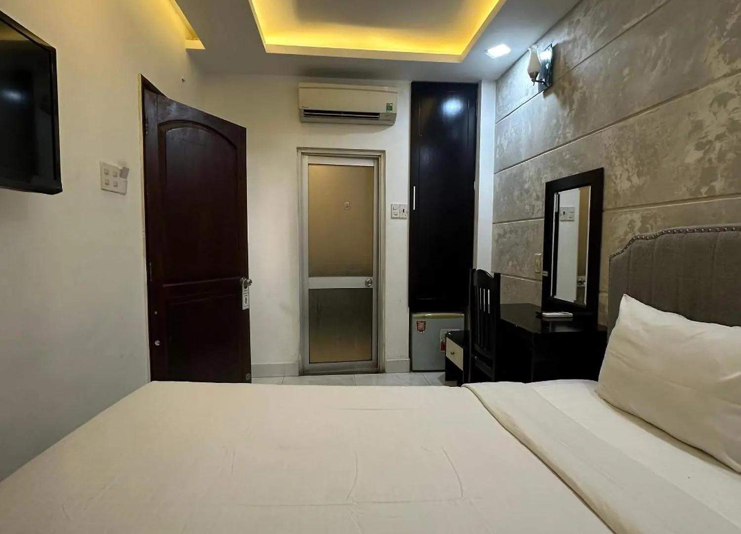 Ya Sai Gon Bui Vien Walking Street Hotel Ho Chi Minh City 3*,  Vietnam