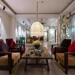 Hotel Asian Ruby Center Point &